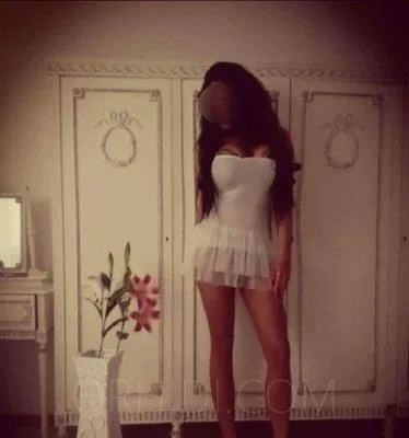Lucinka escort Praha