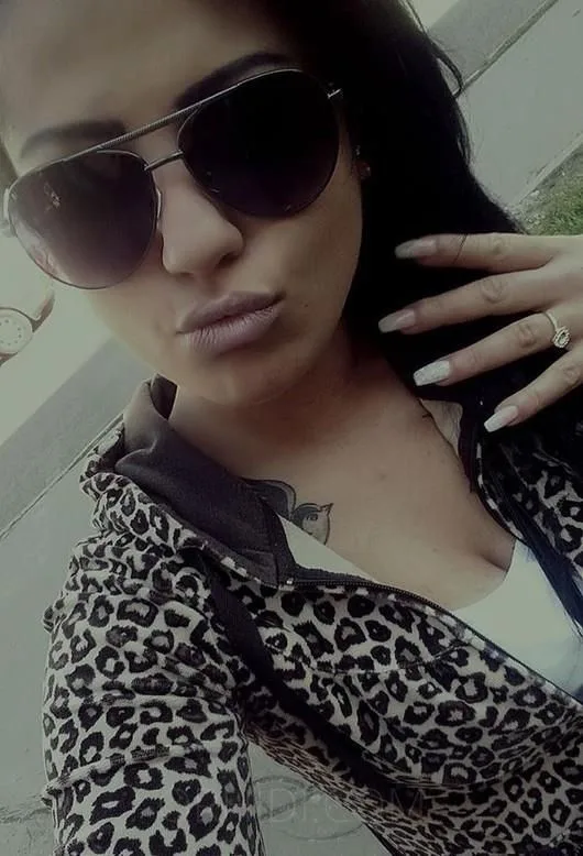 Ellen escort Praha